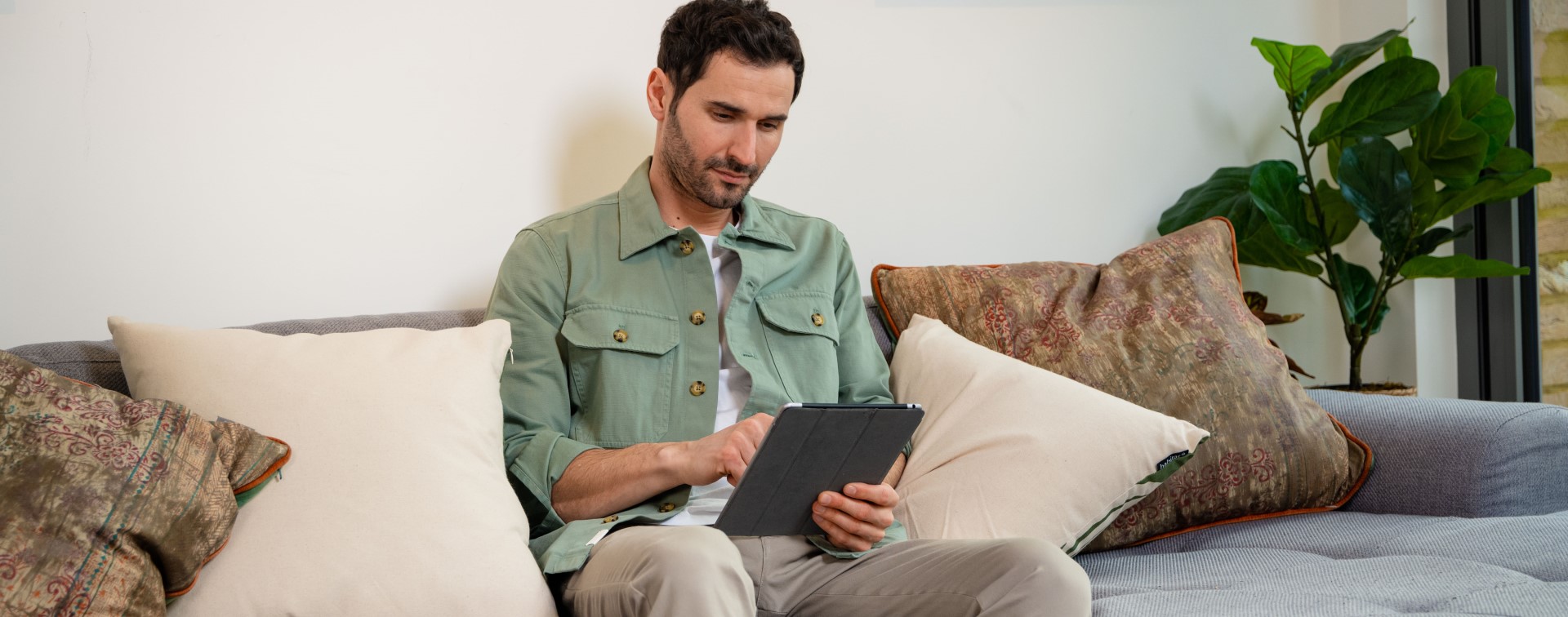 Male Pattern Hair Loss Services now online L1070738