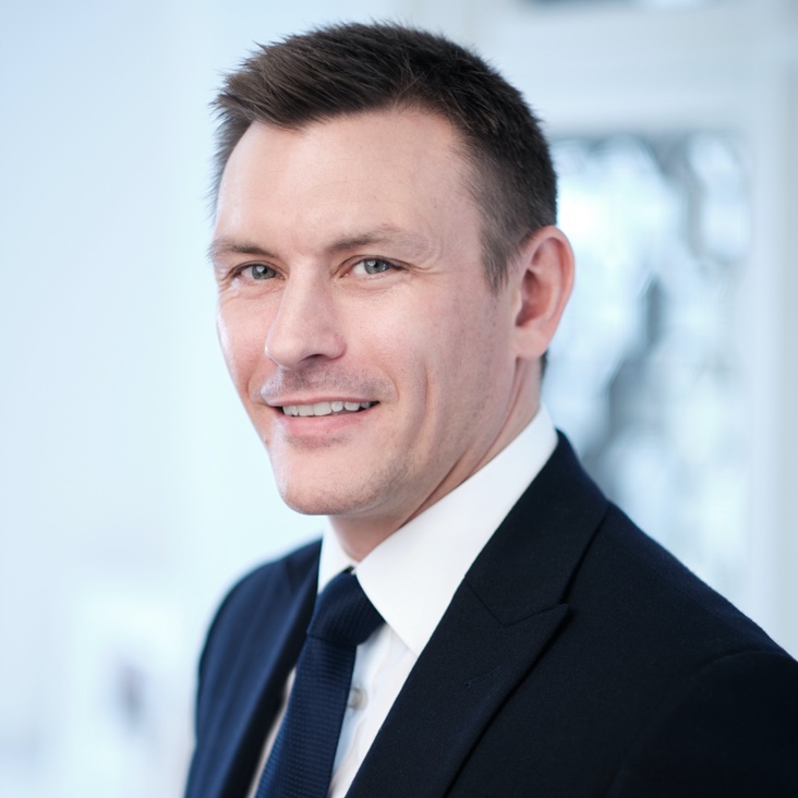 ROSS CLUBB <span style="font-size:10px">MIT FRSPH</span> Team8-762